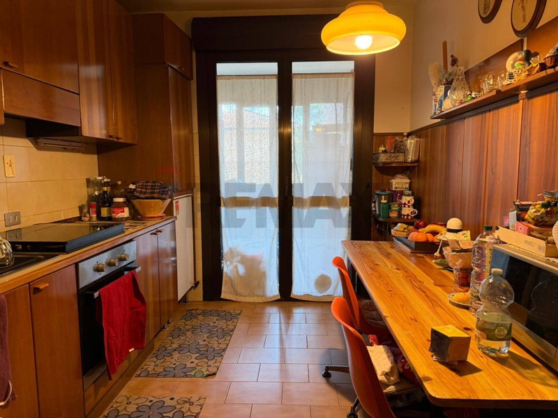 Appartamento in Vendita a Vicenza, 160'000&euro;, 141 m²