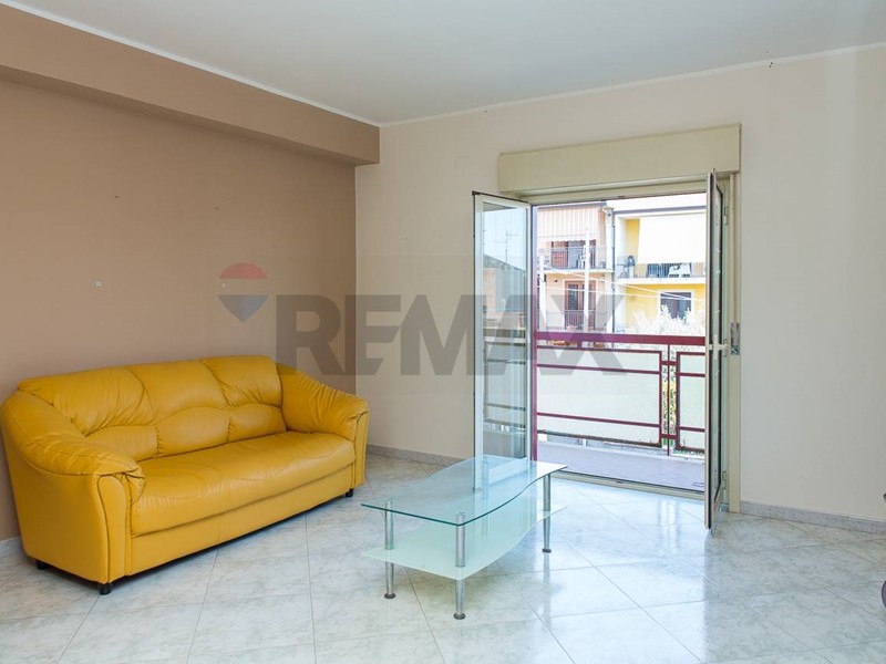Quadrilocale in Vendita a Acireale, 85'000&euro;, 110 m²