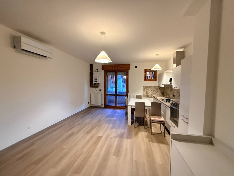 Quadrilocale in Vendita a Poggio Rusco, 90'000&euro;, 114 m²