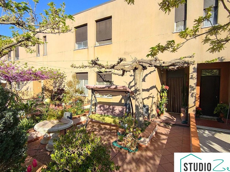 Quadrilocale in Vendita a Amelia, 87'000&euro;, 127 m²