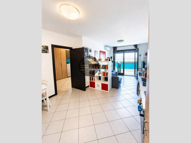 Bilocale in Vendita a Roma, 105'000&euro;, 53 m²