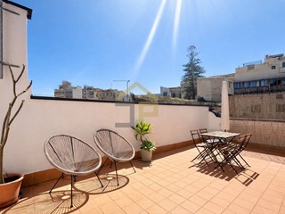 Trilocale in Vendita a Palermo, 248'000&euro;, 134 m²