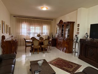 Appartamento in Vendita a Santa Flavia, 125'000&euro;, 128 m²