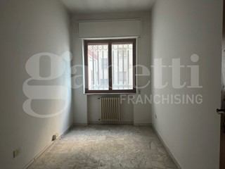 Appartamento in Vendita a Avellino, 690 m²
