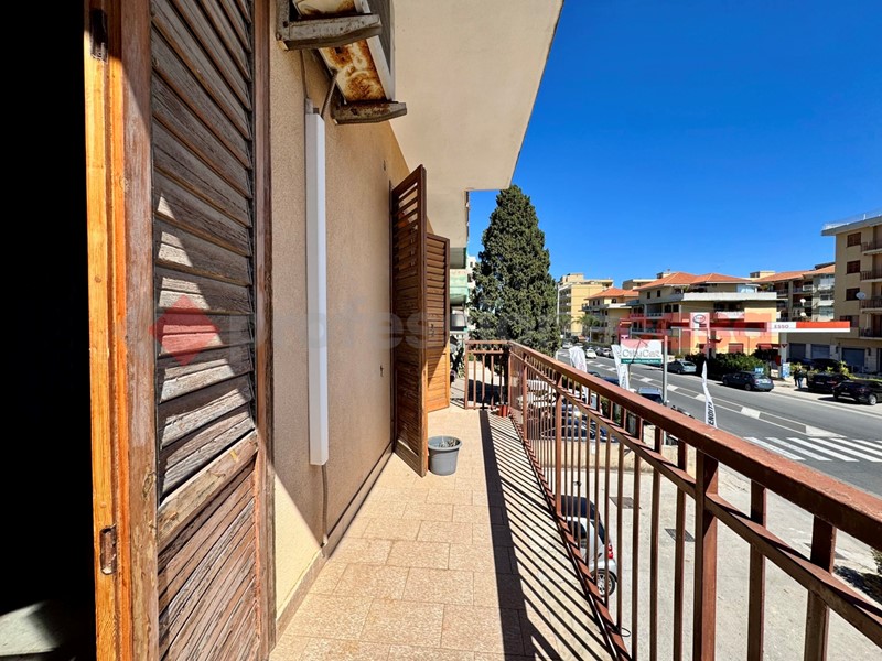 Appartamento in Affitto a Siracusa, 600&euro;, 120 m²