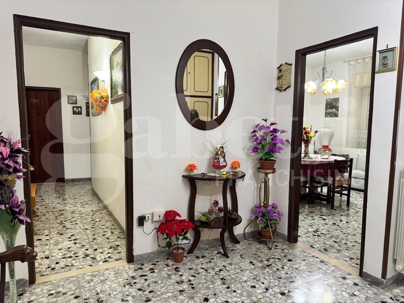 Appartamento in Vendita a Capua, 103'000&euro;, 140 m²