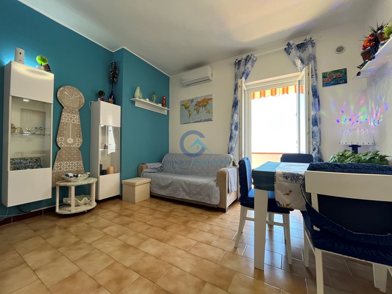 Trilocale in Vendita a Stalettì, zona Copanello, 89'000&euro;, 65 m²