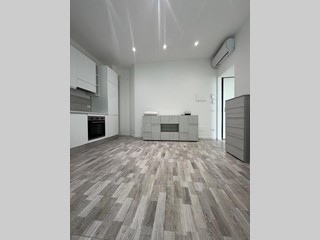 Bilocale in Affitto a Como, 850&euro;, 55 m², arredato