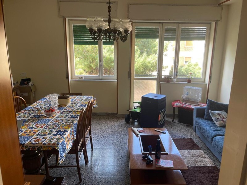 Trilocale in Vendita a Reggio Calabria, 45'000&euro;, 80 m²