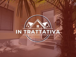 Bilocale in Vendita a Viggiù, 110'000&euro;, 77 m²