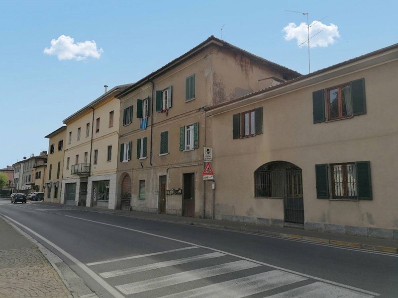 Bilocale in Vendita a Olginate, 79'000&euro;, 69 m²