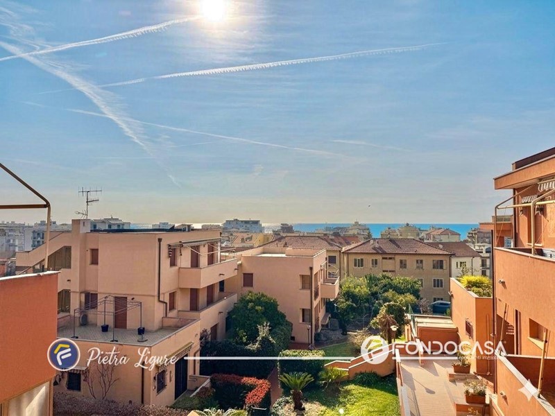 Attico in Vendita a Pietra Ligure, 460'000&euro;, 126 m²