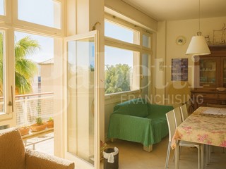 Bilocale in Vendita a Sanremo, 530'000&euro;, 74 m², con Box