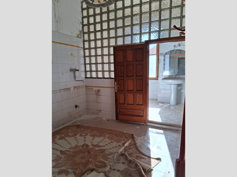 Quadrilocale in Vendita a Iglesias, 25'000&euro;, 115 m²