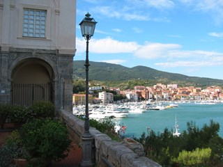 Quadrilocale in Vendita a Monte Argentario, zona Porto Ercole, 420'000&euro;, 70 m², arredato