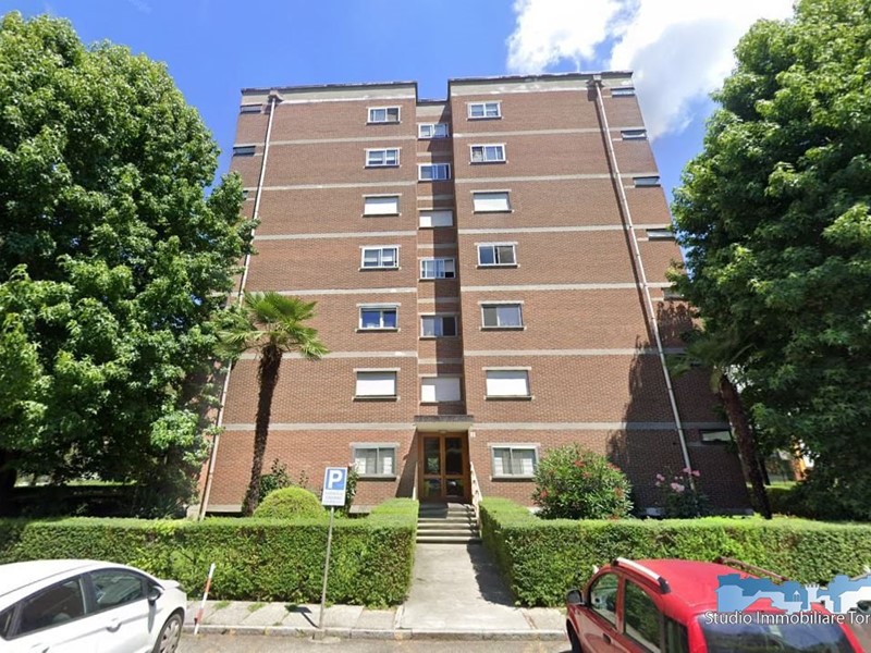 Trilocale in Vendita a Ivrea, 66'000&euro;, 93 m²