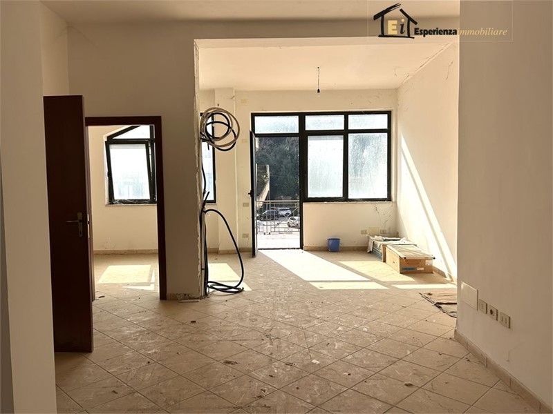 Bilocale in Vendita a Poggio Mirteto, 95'000&euro;, 87 m²