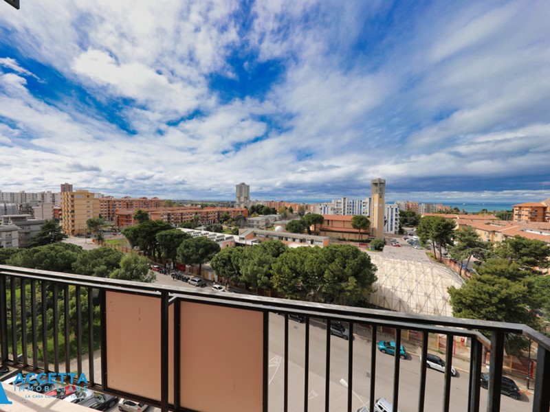 Trilocale in Vendita a Taranto, zona Rione Laghi - Taranto 2, 158'000&euro;, 123 m²