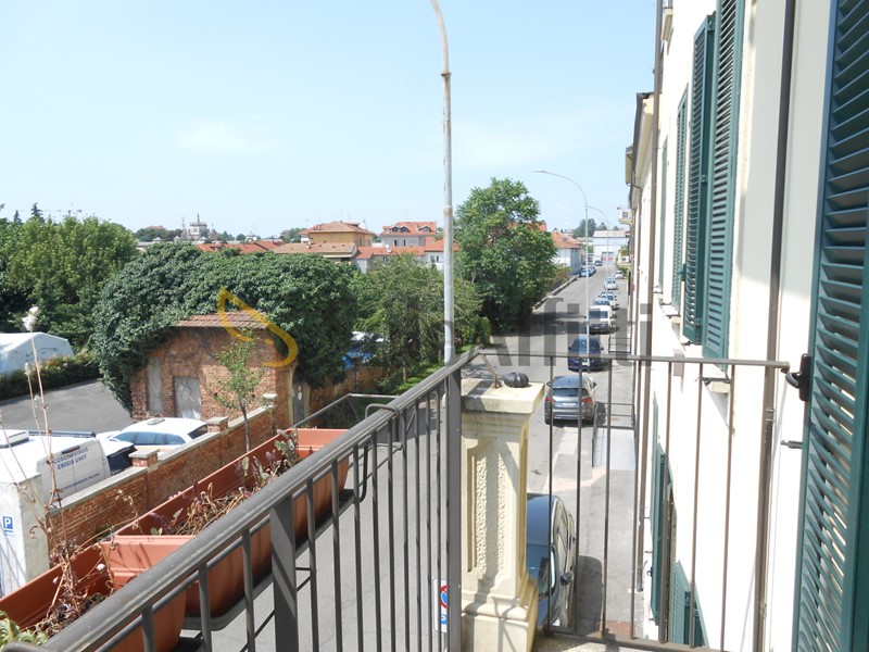 Bilocale in Affitto a Pavia, zona Centro, 550&euro;, 50 m², arredato, con Box