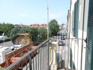 Bilocale in Affitto a Pavia, zona Centro, 550&euro;, 50 m², arredato, con Box