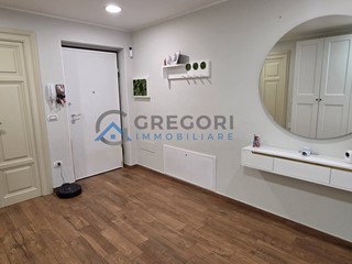Appartamento in Vendita a Giulianova, 260'000&euro;, 157 m²
