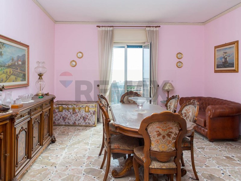 Quadrilocale in Vendita a Acireale, 99'000&euro;, 152 m²
