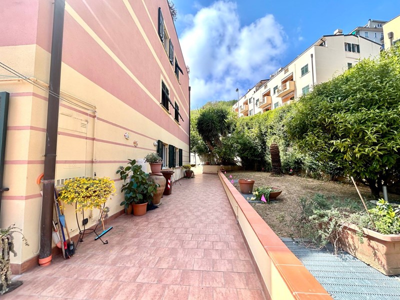 Quadrilocale in Vendita a Savona, 328'000&euro;, 148 m²