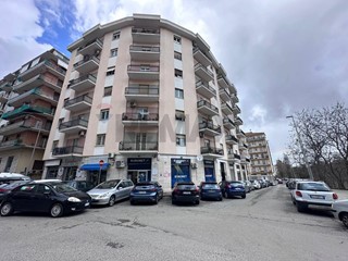 Trilocale in Vendita a Cosenza, 129'000&euro;, 110 m²