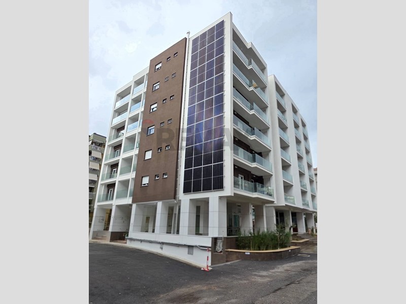 Quadrilocale in Vendita a Cosenza, 175'000&euro;, 85 m²