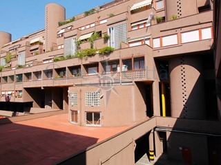 Appartamento in Vendita a Milano, 379'000&euro;, 155 m²