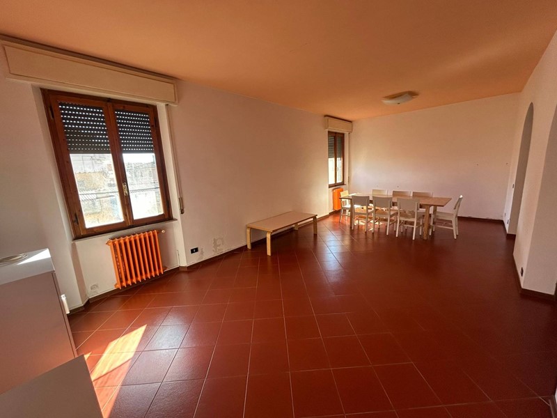 Appartamento in Affitto a Pontedera, 850&euro;, 110 m²