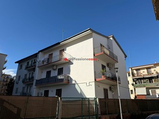 Appartamento in Vendita a Foggia, 89'000&euro;, 136 m²