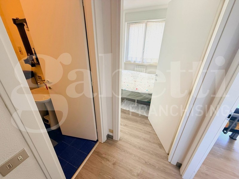 Bilocale in Vendita a San Bartolomeo al Mare, 235'000&euro;, 39 m², arredato, con Box