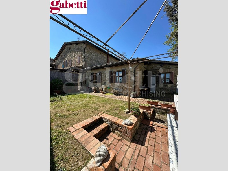 Quadrilocale in Vendita a Castelnuovo Berardenga, 300'000&euro;, 102 m²