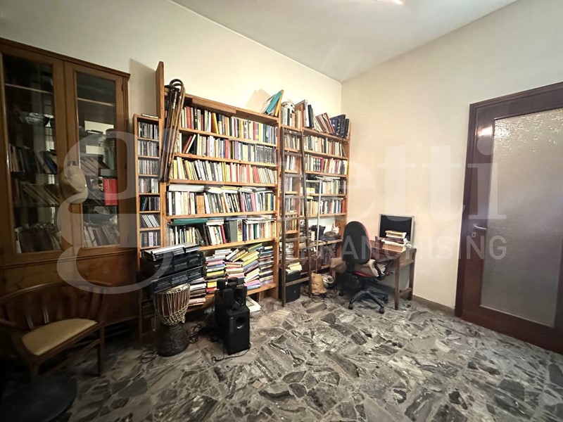 Trilocale in Vendita a Brescia, 350'000&euro;, 165 m², con Box