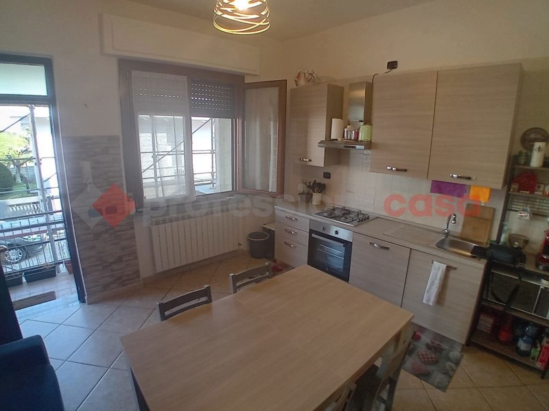 Bilocale in Affitto a Canegrate, 700&euro;, 65 m², arredato