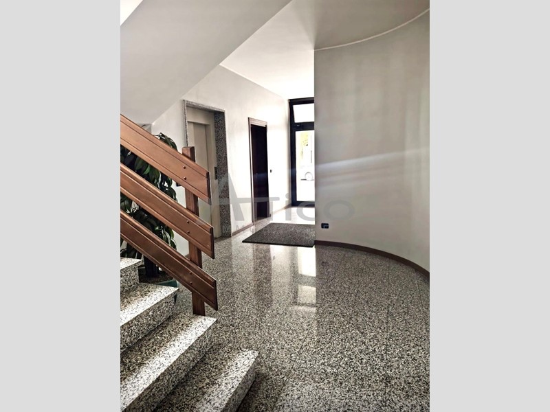 Trilocale in Vendita a Rovigo, zona Centro cittÃ, 105'000&euro;, 65 m², arredato, con Box