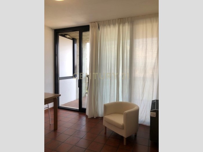 Monolocale in Affitto a Verona, 600&euro;, 50 m², arredato, con Box