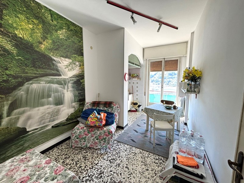 Bilocale in Vendita a Savona, zona LAVAGNOLA, 95'000&euro;, 60 m²