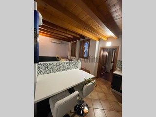 Trilocale in Affitto a Modena, 950&euro;, 50 m², arredato