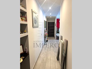 Quadrilocale in Vendita a Ventimiglia, 270'000&euro;, 122 m²