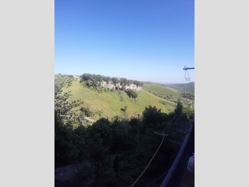 Bilocale in Vendita a Morlupo, 25'000&euro;, 58 m²