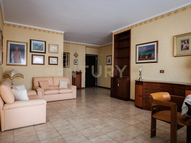 Quadrilocale in Vendita a Roma, 420'000&euro;, 135 m², arredato