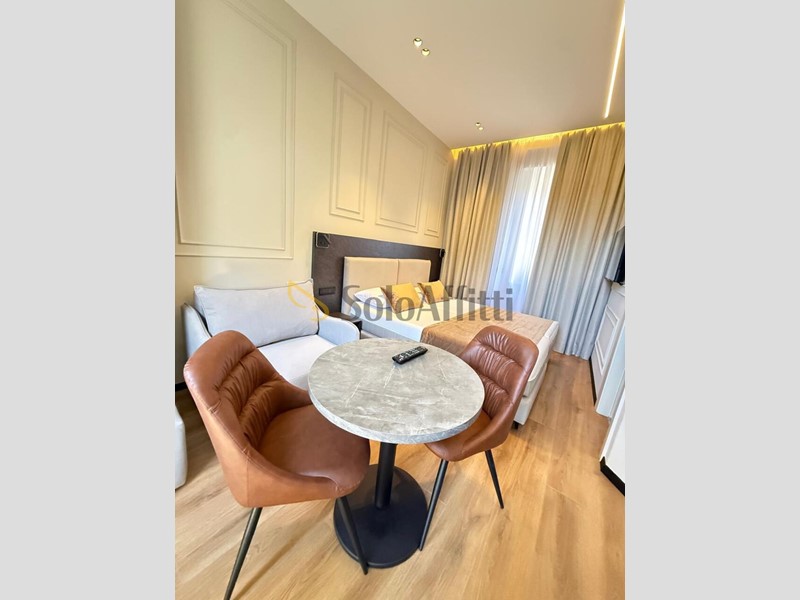 Monolocale in Affitto a Seveso, zona Stazione F.N.M., 700&euro;, 40 m², arredato