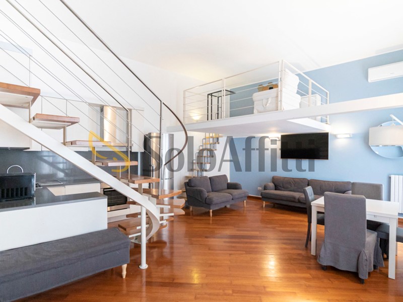 Bilocale in Affitto a Milano, zona Centro, 1'700&euro;, 79 m², arredato