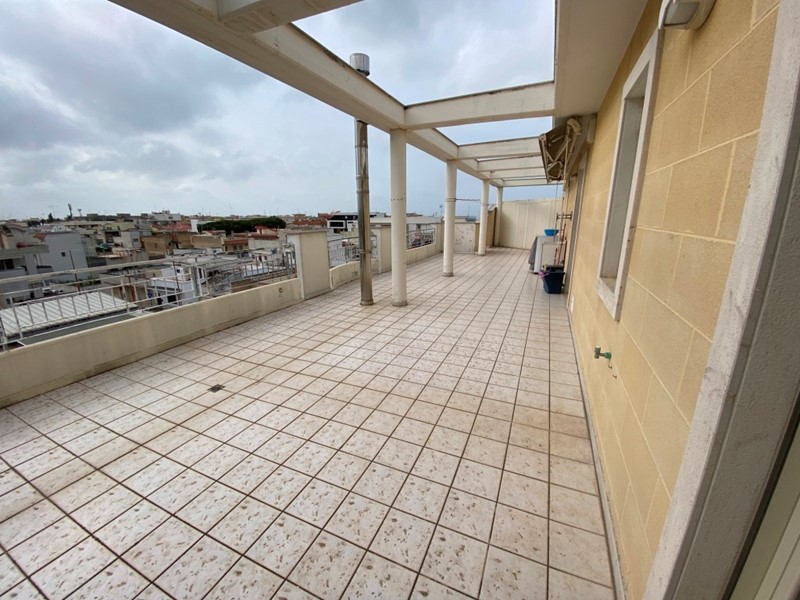 Bilocale in Vendita a Casamassima, 139'000&euro;, 52 m², con Box