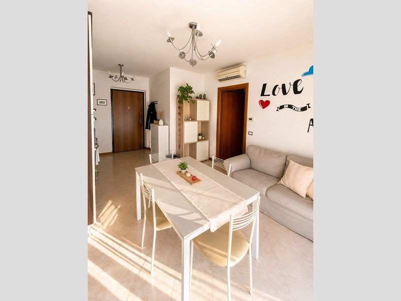 Bilocale in Vendita a Lavagno, 165'000&euro;, 70 m², arredato, con Box