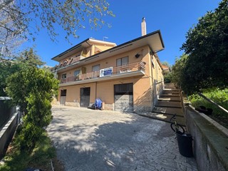 Trilocale in Vendita a Monterotondo, 229'000&euro;, 110 m²