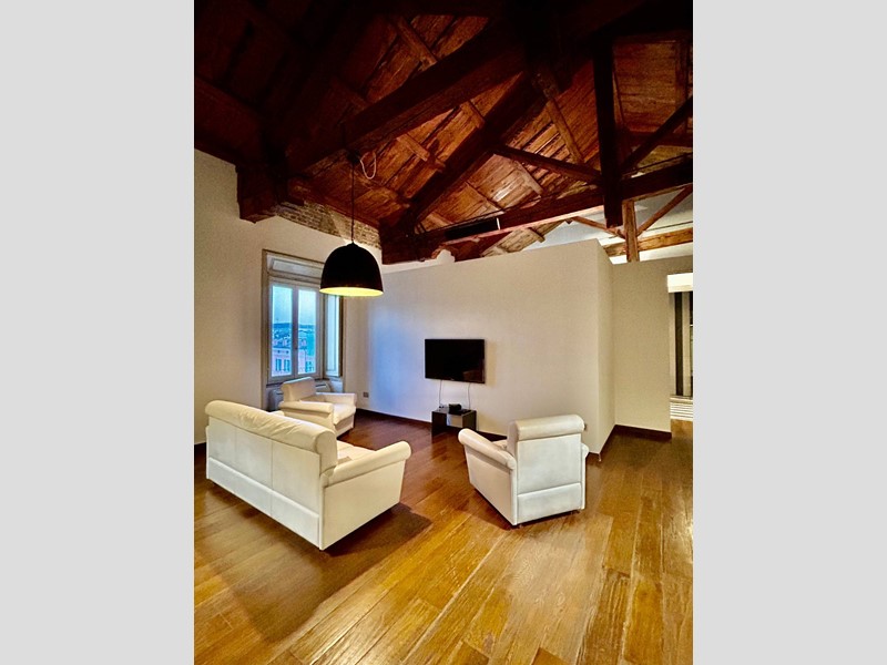 Trilocale in Vendita a Mantova, 390'000&euro;, 140 m²