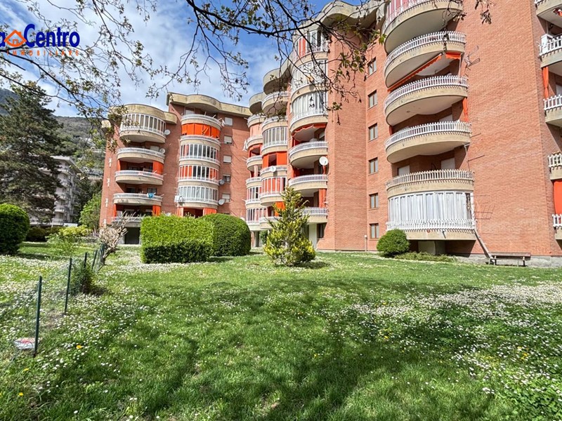 Quadrilocale in Vendita a Aosta, 230'000&euro;, 104 m²